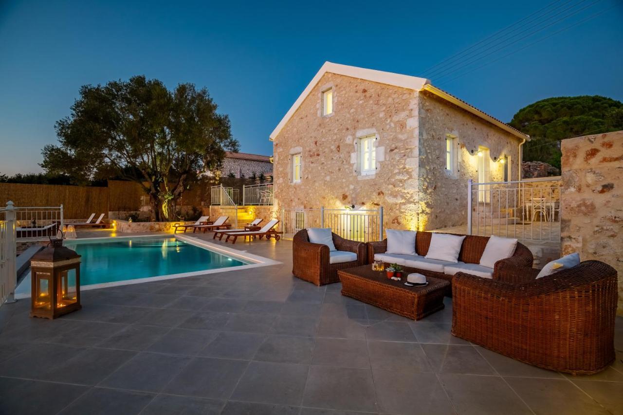 Fiscardo Luxury Stone Villa Alex ,With Sunset View! ฟิสคาร์โด ภายนอก รูปภาพ