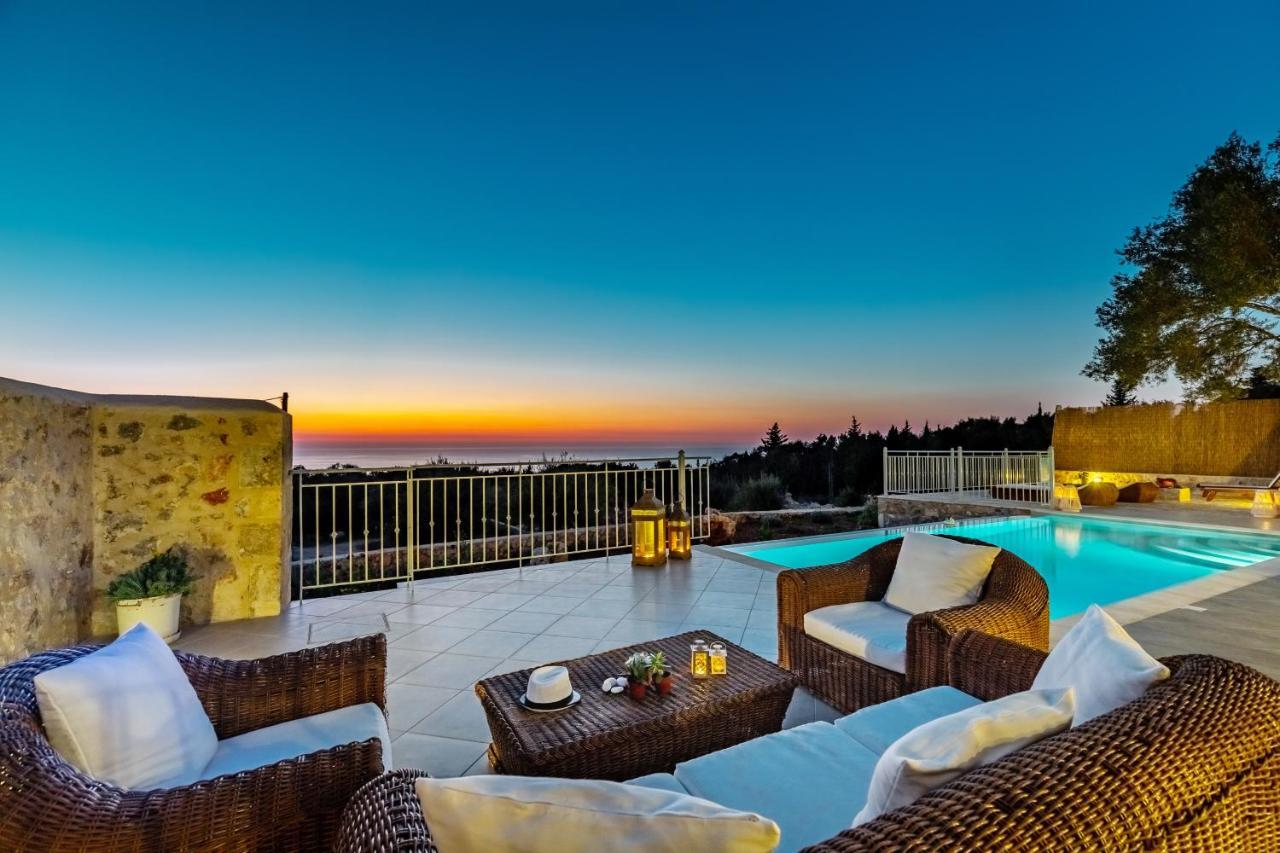 Fiscardo Luxury Stone Villa Alex ,With Sunset View! ฟิสคาร์โด ภายนอก รูปภาพ