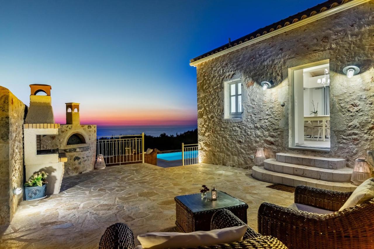 Fiscardo Luxury Stone Villa Alex ,With Sunset View! ฟิสคาร์โด ภายนอก รูปภาพ